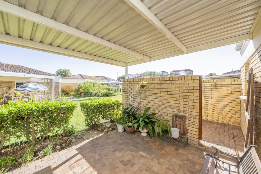 2 Bedroom Property for Sale in Protea Heights Western Cape